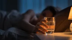 Proč byste neměli pít vodu před spaním a jak to ovlivňuje vaše zdraví